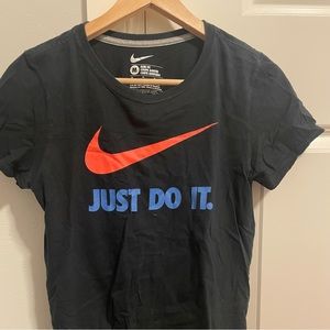 Nike Logo Tee (M)